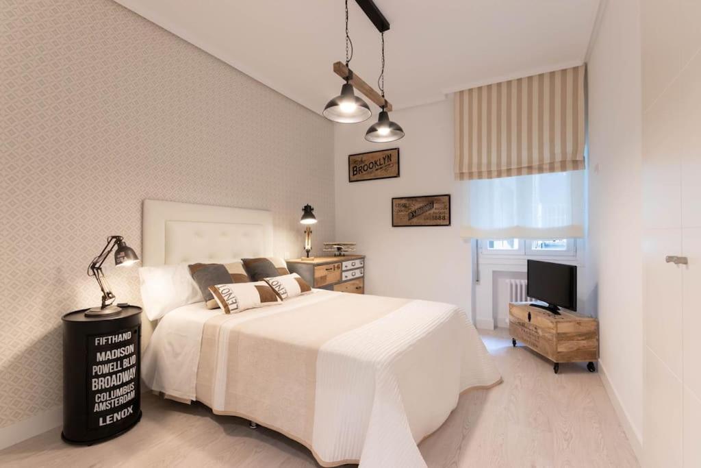 Apartamento Luxury Centro Bilbao Garaje Exterior foto